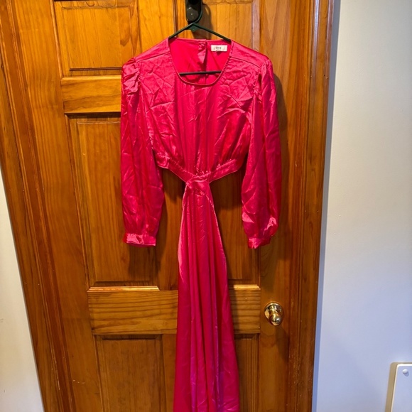 Rahi Cierra Cutout Satin Midi Dress Balloon Sleeves Fuchsia NWT - Picture 2 of 6